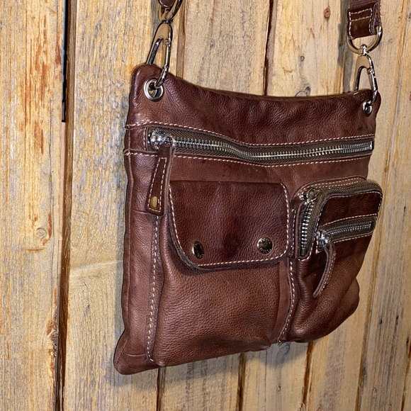 Fossil Brown Leather Shoulder Bag - Picture 2 of 9